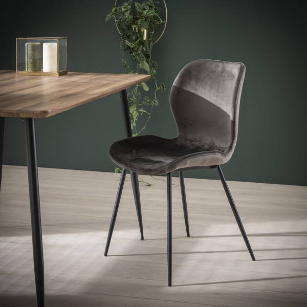 Essgruppe Baumkante Massiv Palu 130 + 4 Stühle Velvet Samt Anthrazit