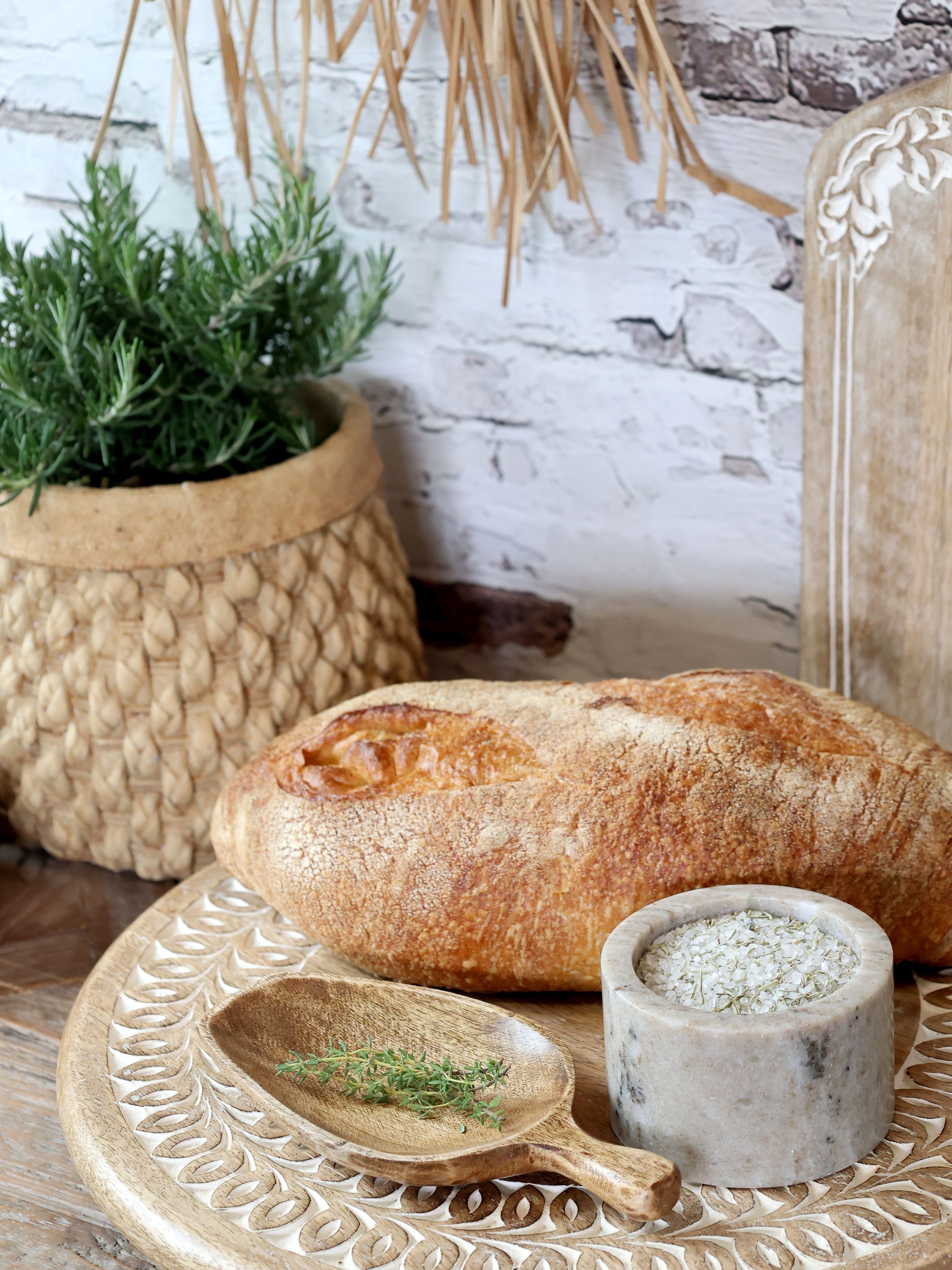 Tapasplatte Serviertablett Tours drehbar Mangoholz und Schnitzereien Tapasplatte Serviertablett Tours drehbar Mangoholz und Schnitzereien