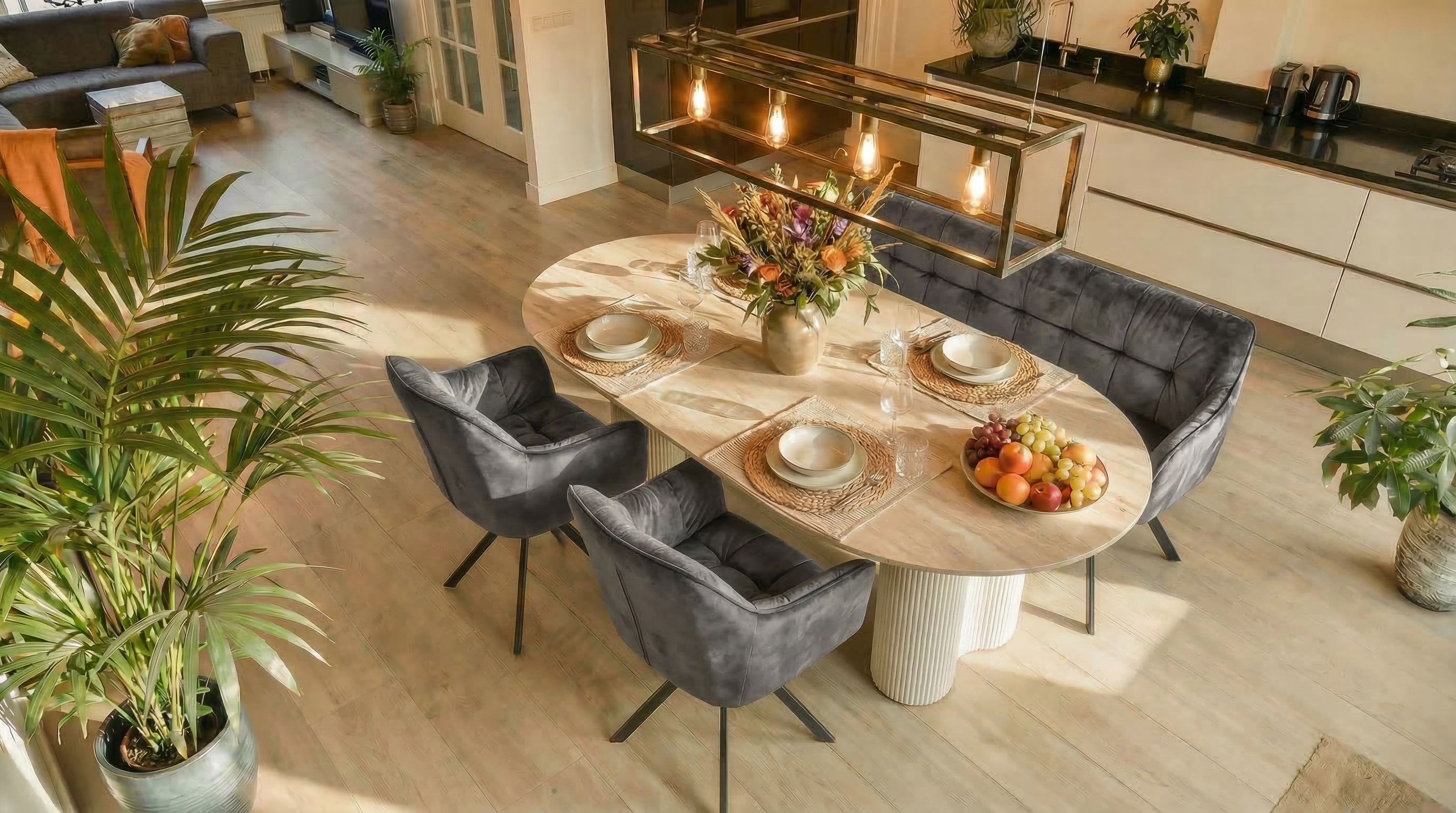 Essgruppe Bari 180 Travertin Metall + 2 Stühle und Bank Raster Samt Anthrazit