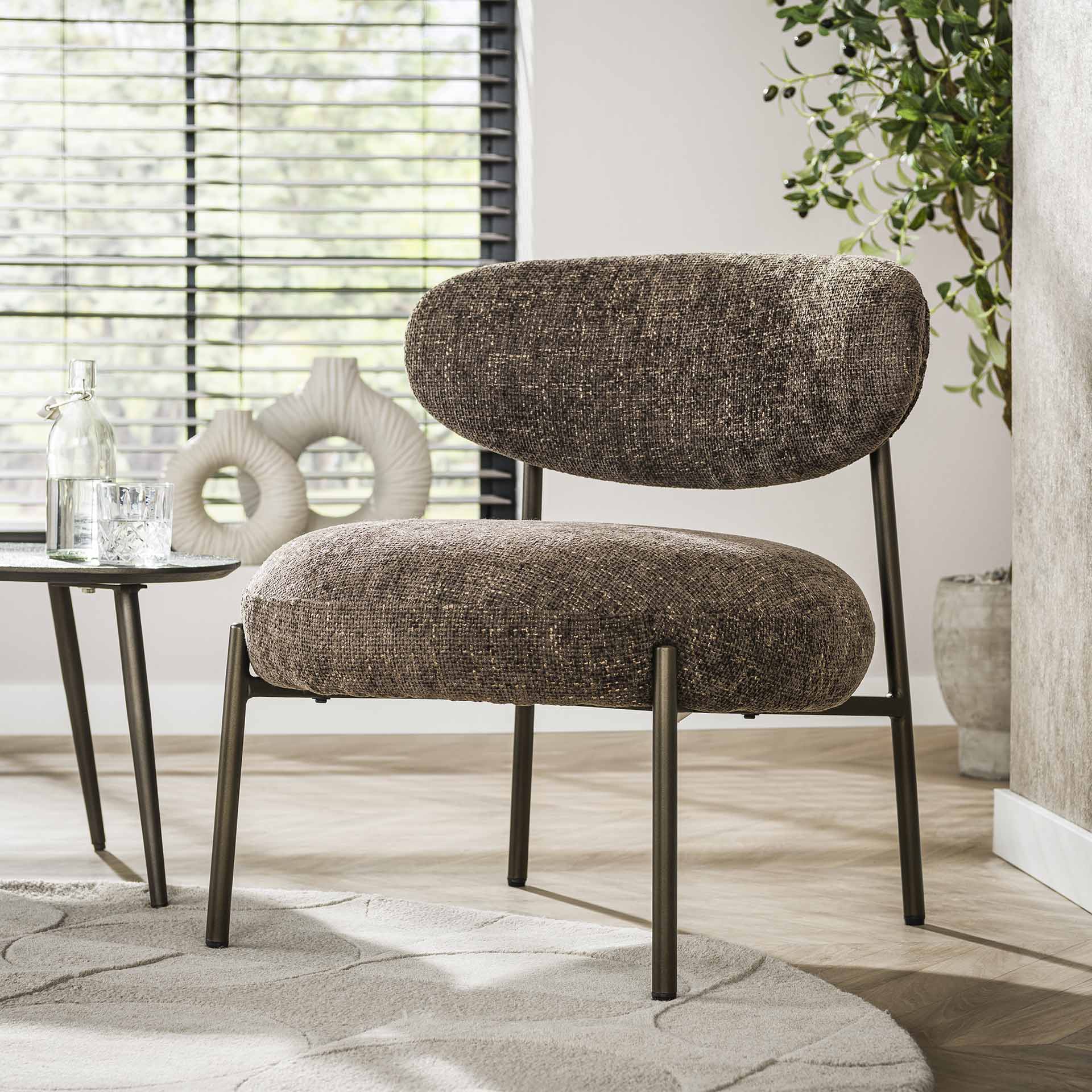 Retro Cocktailsessel Round in Cargo Braun Retro Cocktailsessel Round in Cargo Braun
