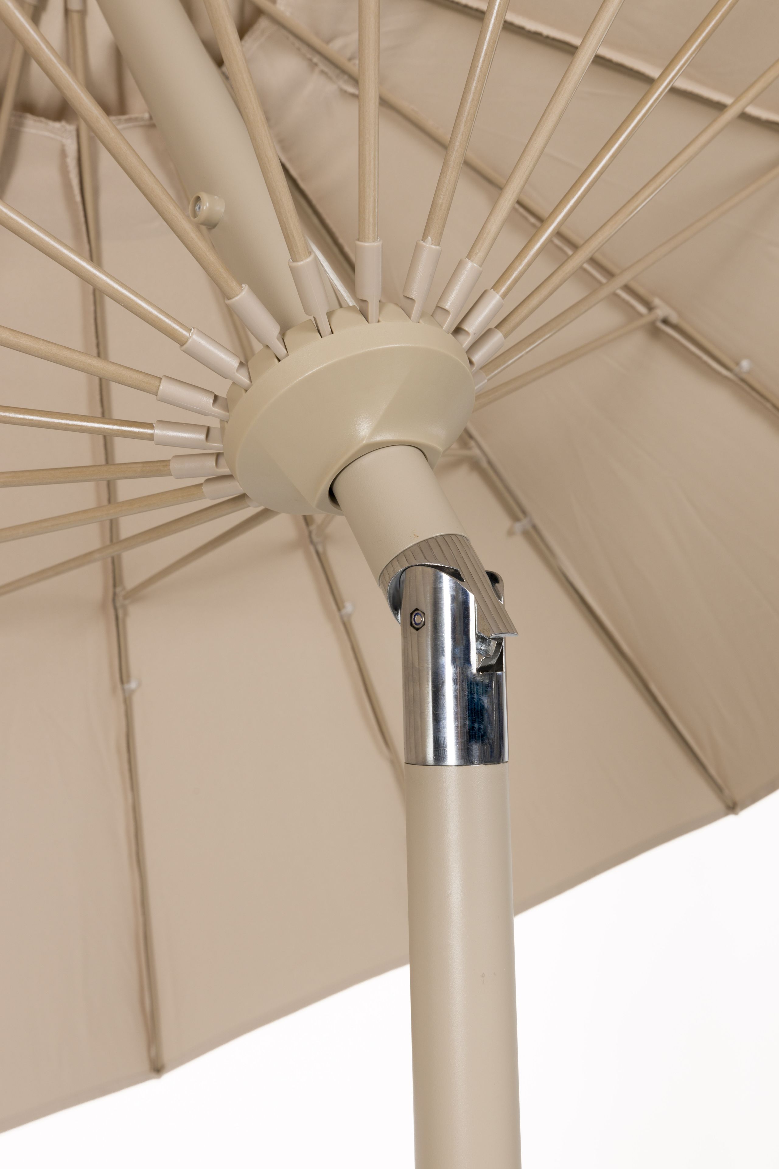 Sonnenschirm Sunbrella Sunshine mit Standfuß Brown Rice Sonnenschirm Sunbrella Sunshine mit Standfuß Brown Rice