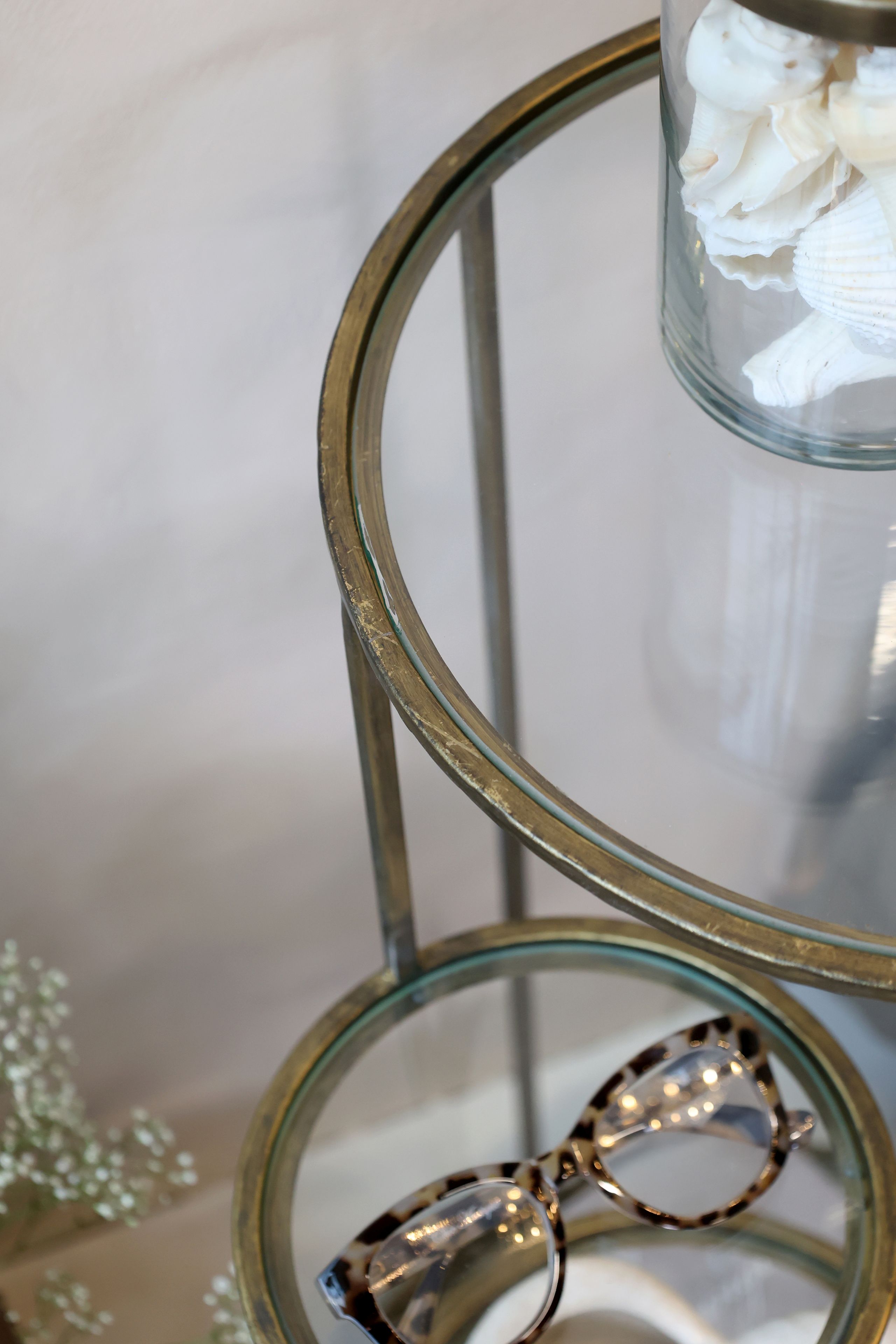 Vintage Beistelltisch Nachttisch Zoé Metall Antik-Gold 4 Ablagen