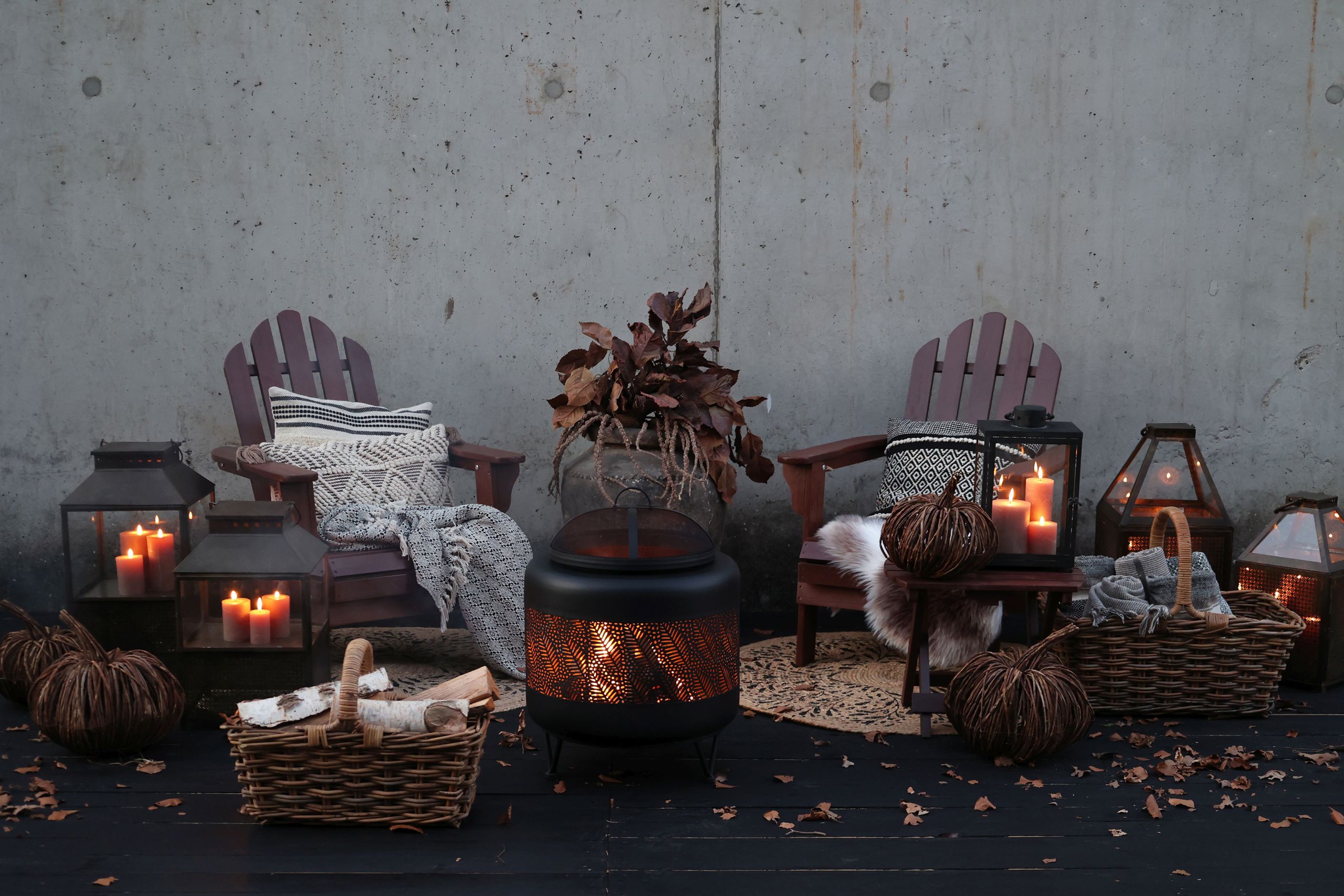 Feuerstelle Outdoorofen Feuerofen Kaminofen Metall Lochstahl