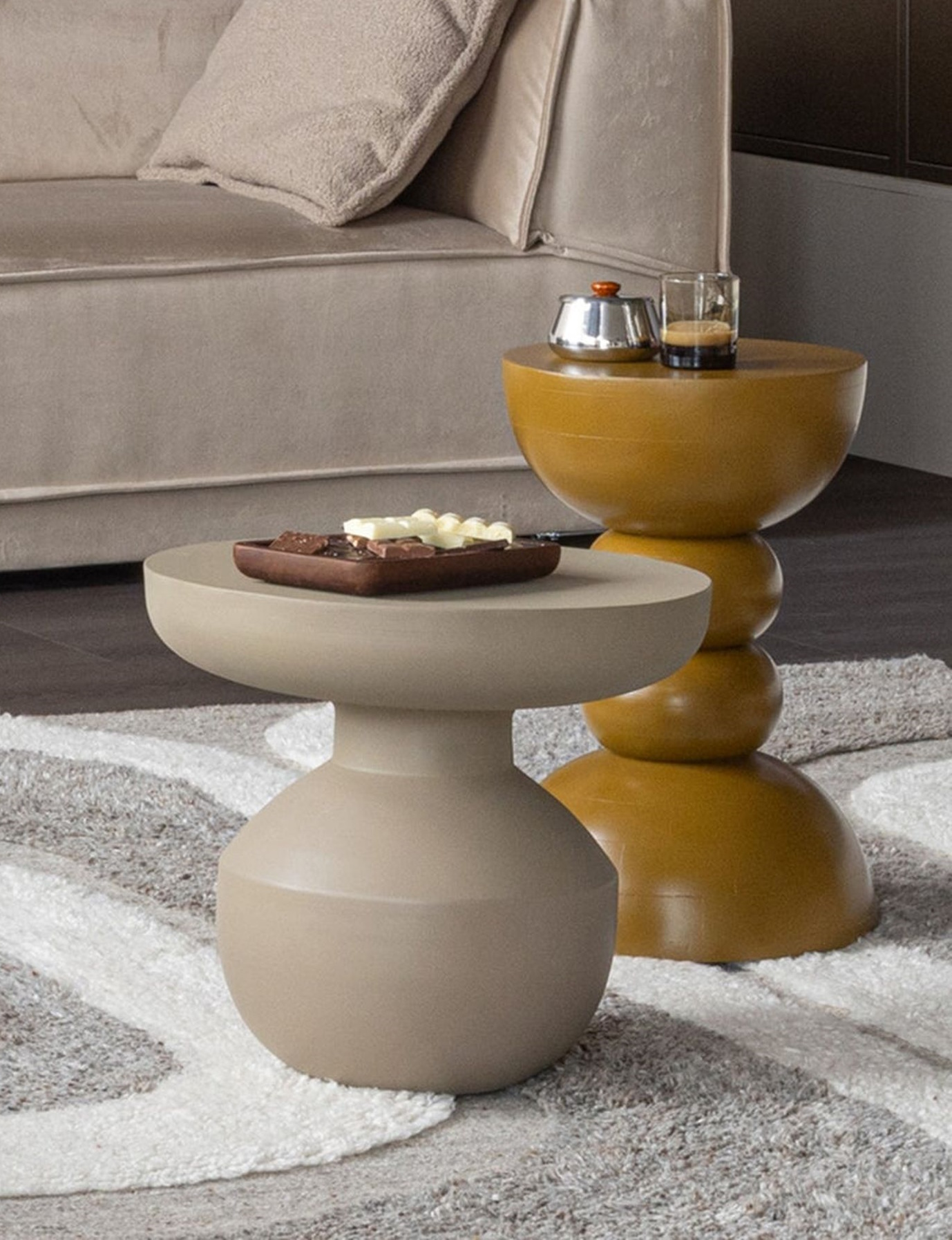 Retro Beistelltisch Couchtisch Bova Miel Mangoholz Metall