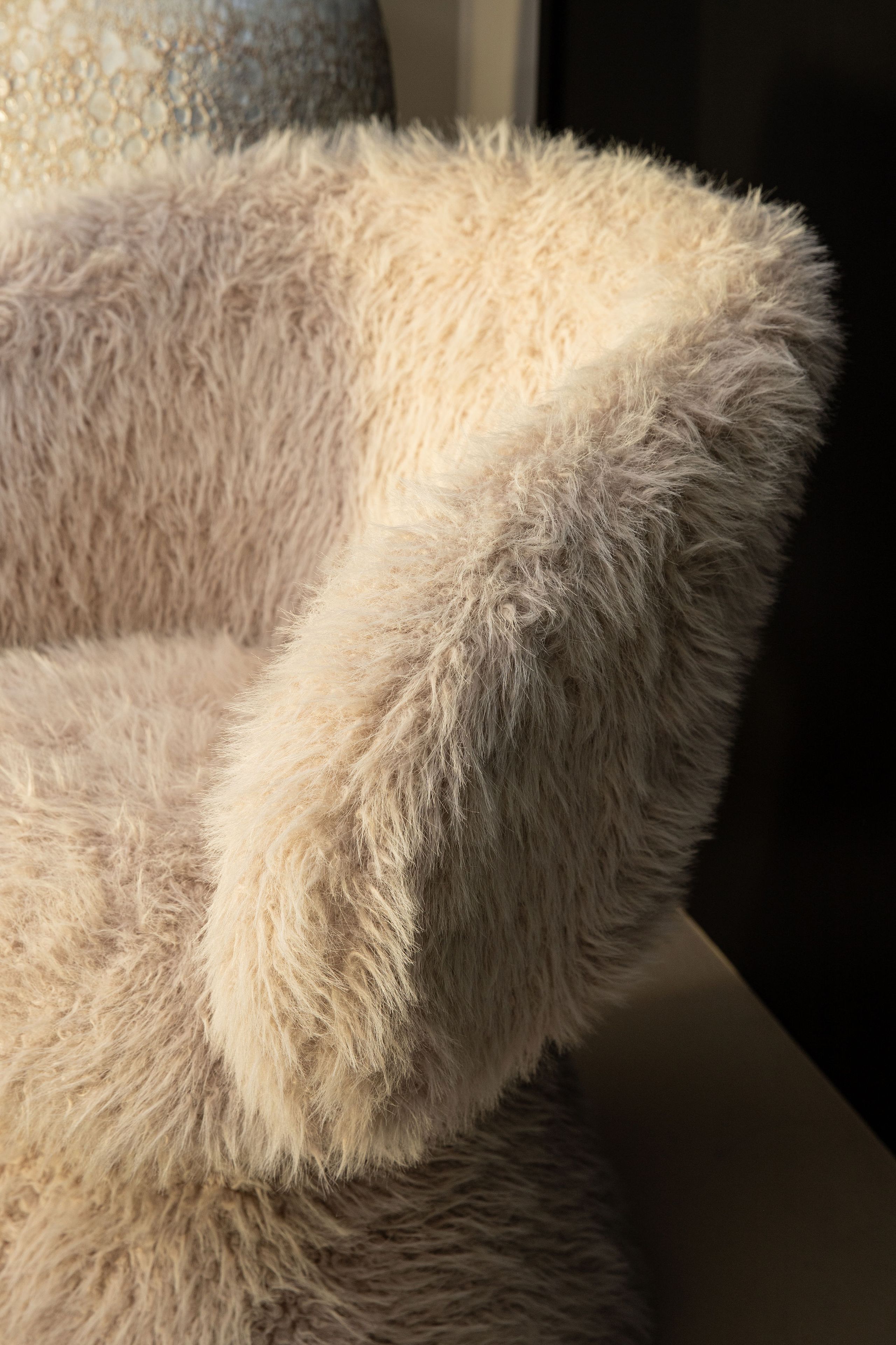 Retro Stuhl Loungechair Hermes Faux-Fur Beige Retro Stuhl Loungechair Hermes Faux-Fur Beige