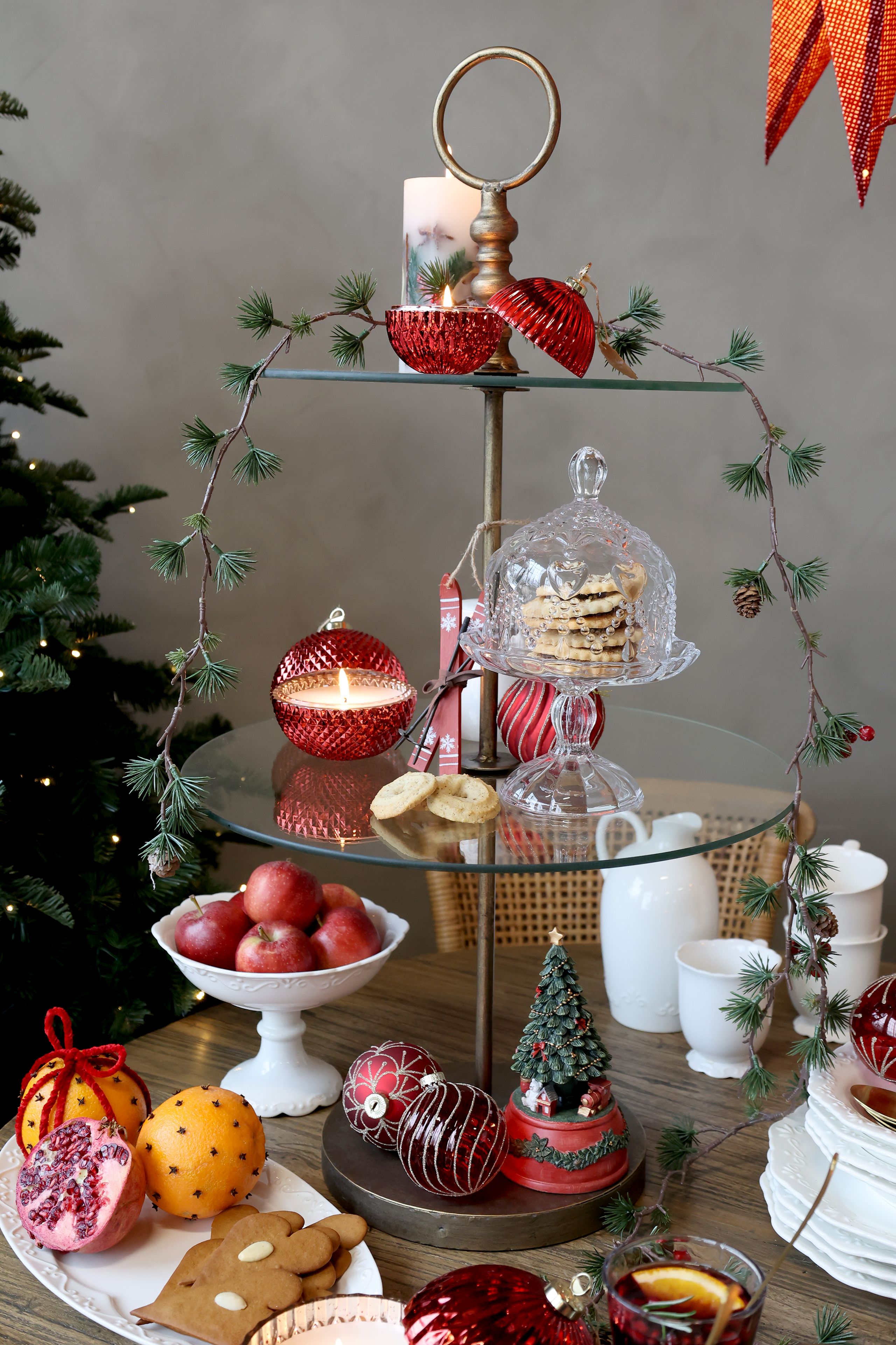 Vintage Etagere Claire Glasböden Antik-Messing 82 cm