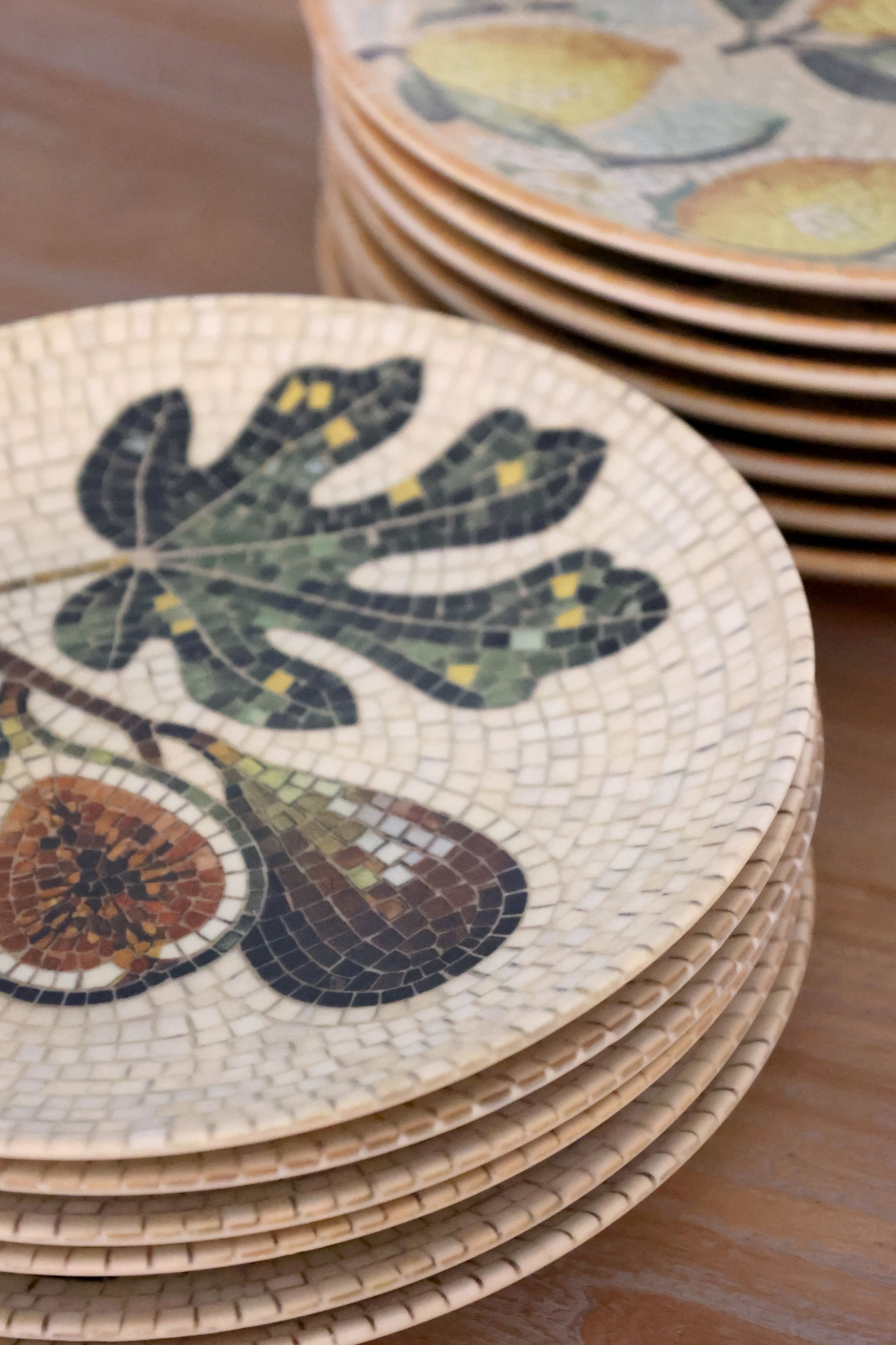 Mediterranes Mosaik Tablett Teller Steingut Chartres Feigen 1