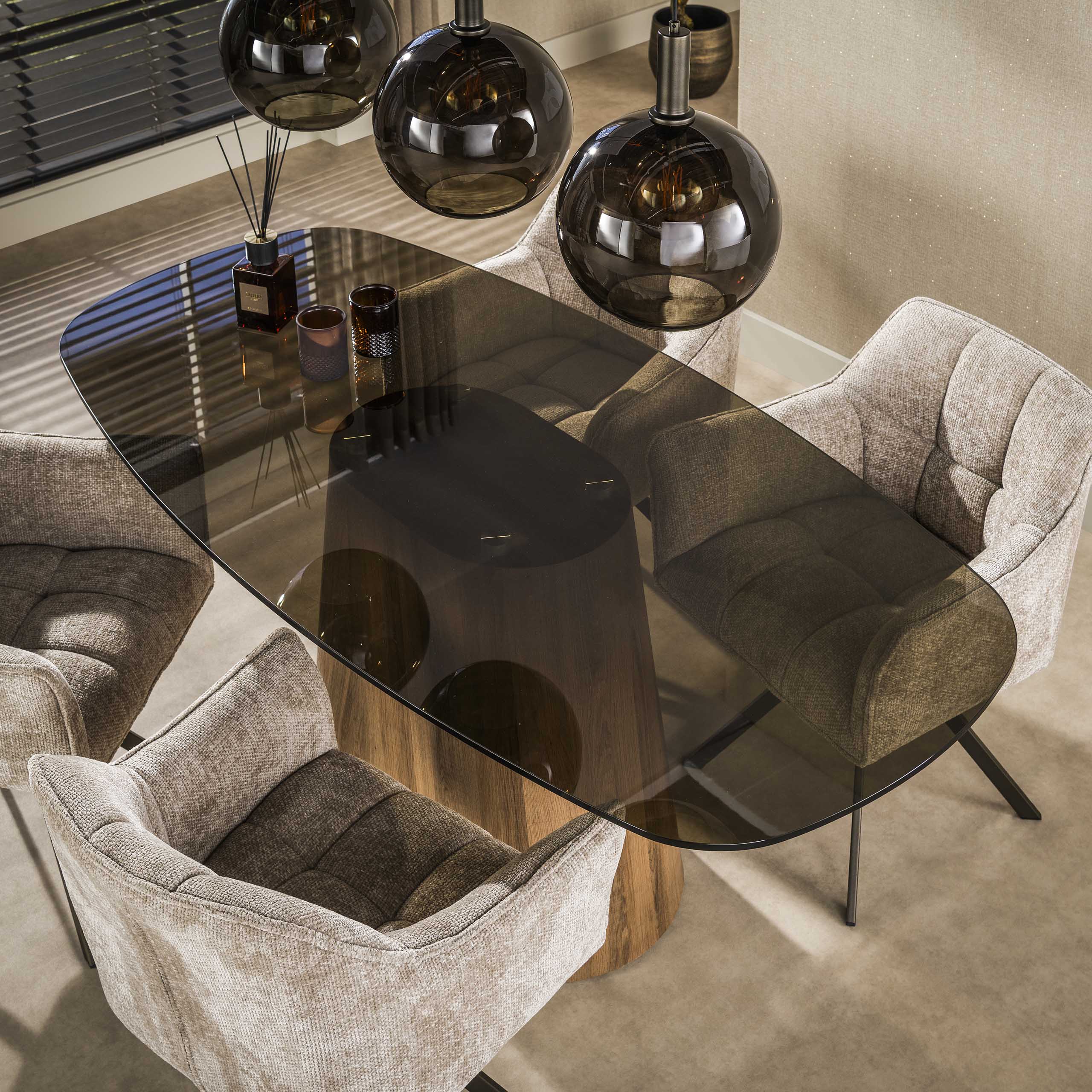 Retro Esstisch Tinto Centro 180 cm Rauchglas Eichenoptik